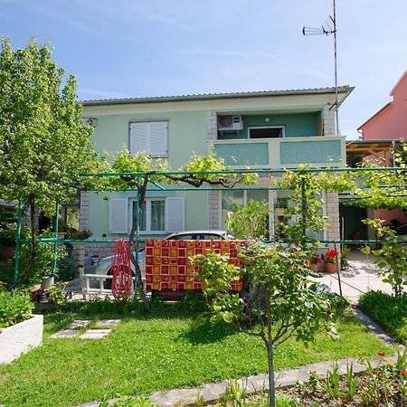 Apartments Ruzica Banjol Buitenkant foto